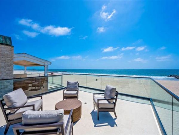 Oceanfront Newport Beach Five Bedroom Vacation Home