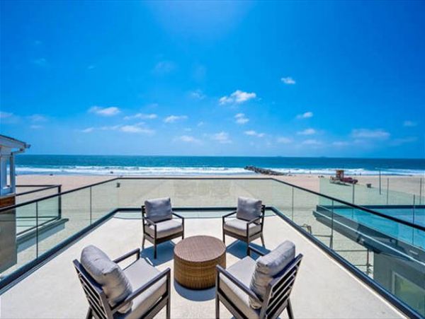 Oceanfront Newport Beach Five Bedroom Vacation Home
