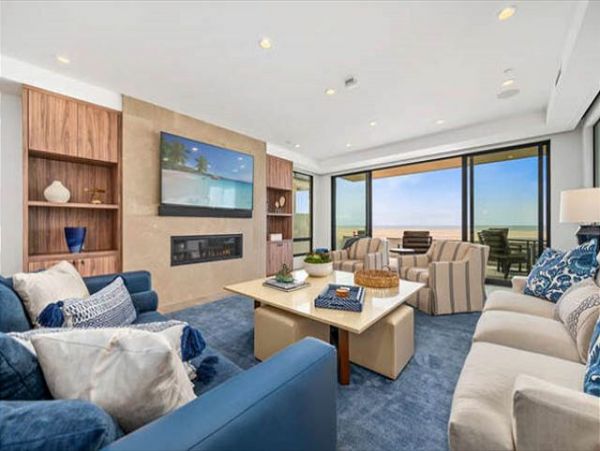 Oceanfront Newport Beach Five Bedroom Vacation Home