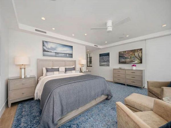 Oceanfront Newport Beach Five Bedroom Vacation Home