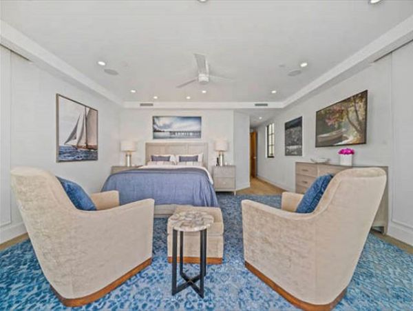 Oceanfront Newport Beach Five Bedroom Vacation Home