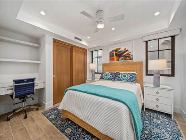 Oceanfront Newport Beach Five Bedroom Vacation Home