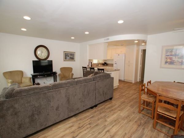 Newport Beach Home 991059