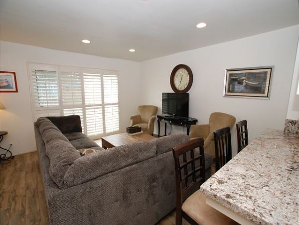 Newport Beach Home 991059