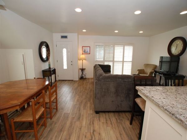 Newport Beach Home 991059