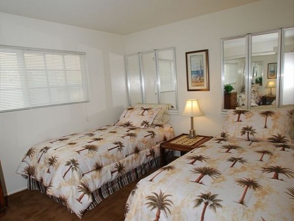 Newport Beach Home 991059