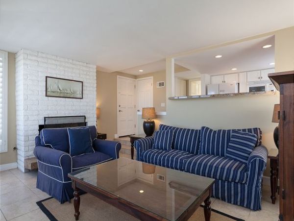 Newport Beach Home 991061