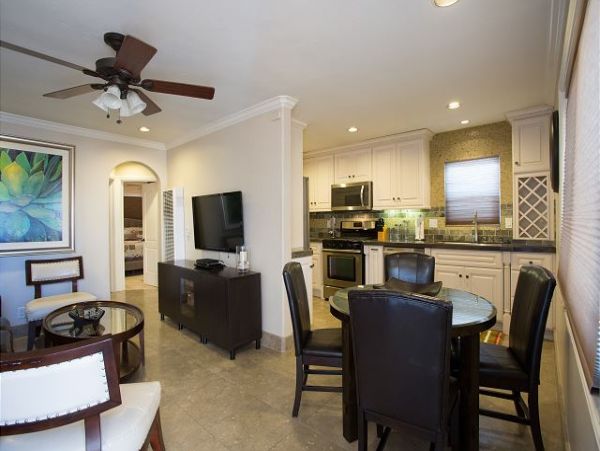 Newport Beach Home 991062