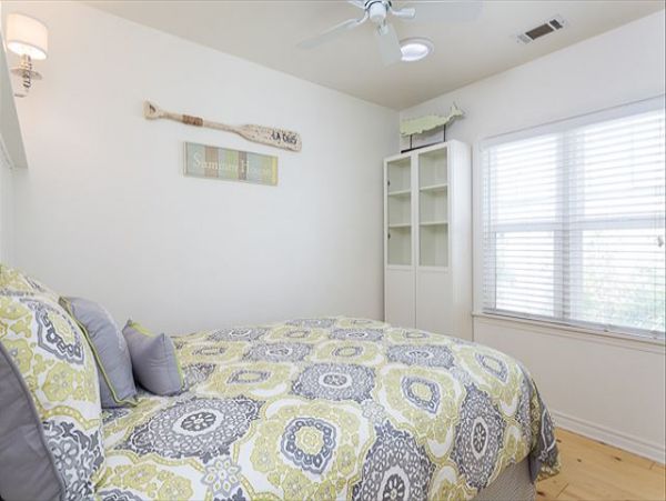 Newport Beach Home 991063