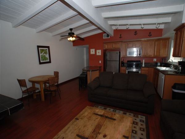 Newport Beach Home 991066