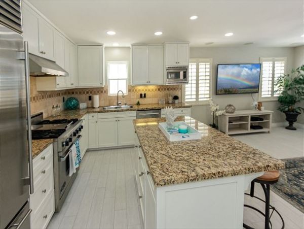 Newport Beach Home 991067