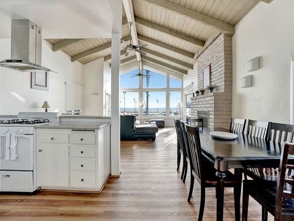 Newport Beach Home 991068