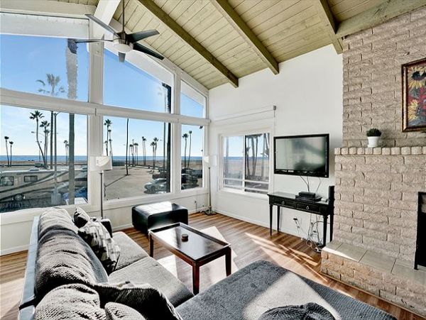 Newport Beach Home 991068