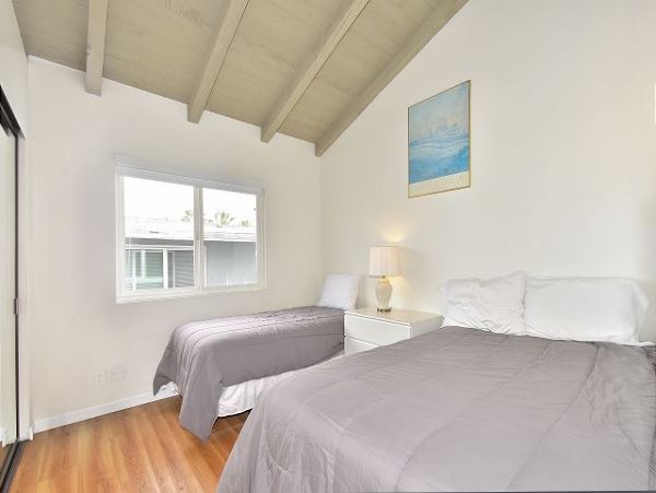 Newport Beach Home 991068