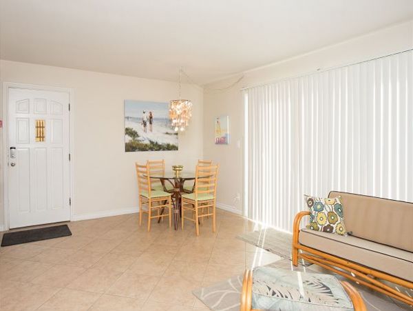Newport Beach Home 991069