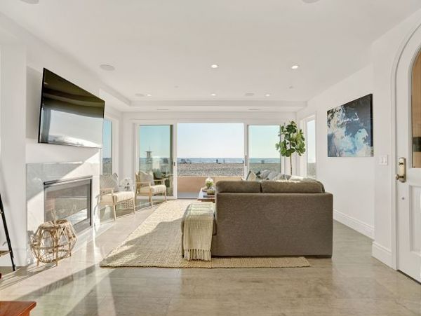 Newport Beach Home 991072