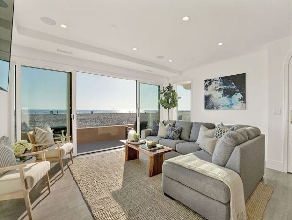 Newport Beach Home 991072