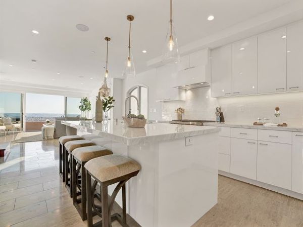Newport Beach Home 991072