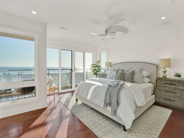 Newport Beach Home 991072