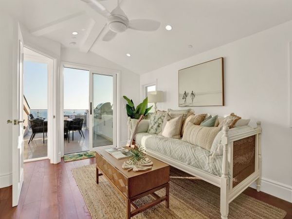 Newport Beach Home 991072