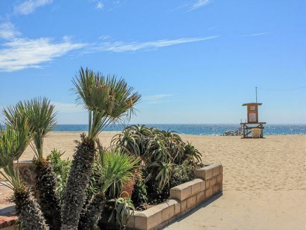 Newport Beach Home 991073