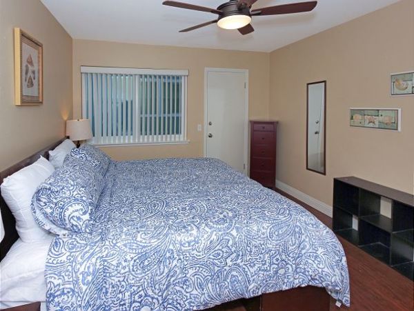 Newport Beach Home 991073
