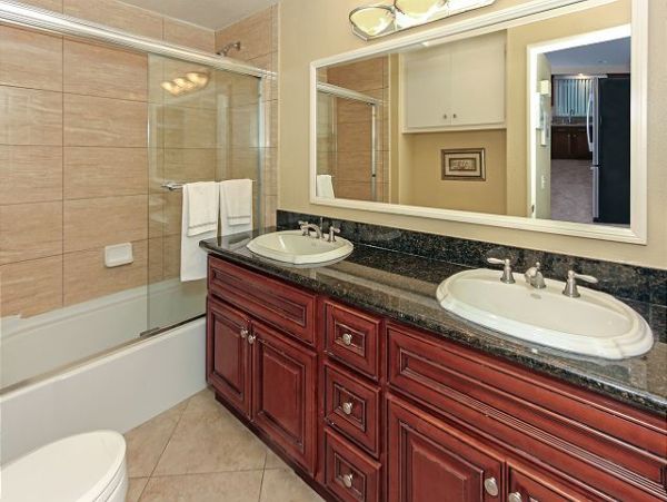 Newport Beach Home 991073