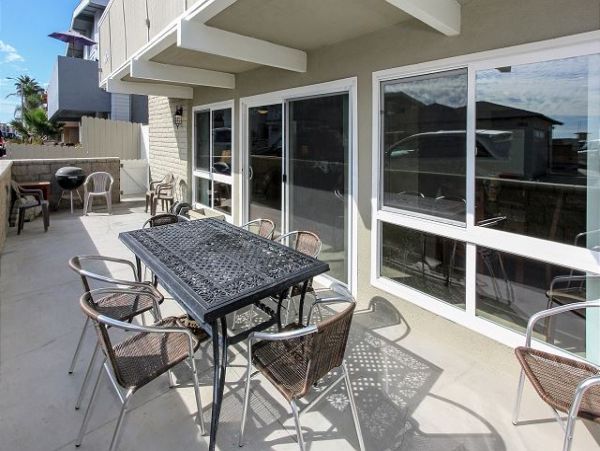 Newport Beach Home 991073