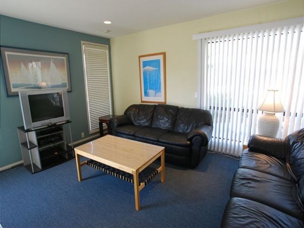 Newport Beach Home 991074