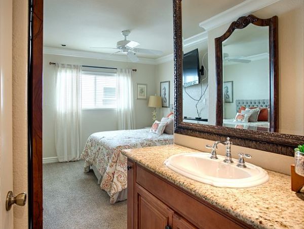 Newport Beach Home 991075