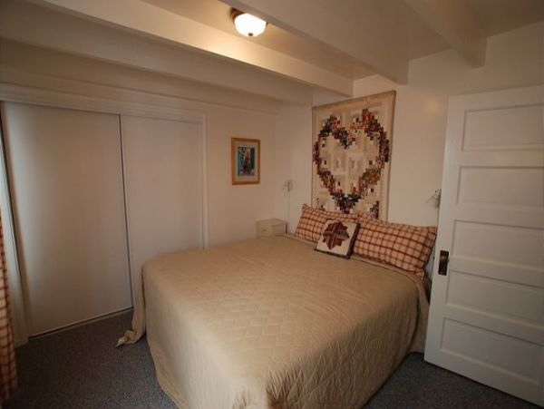 Newport Beach Home 991076