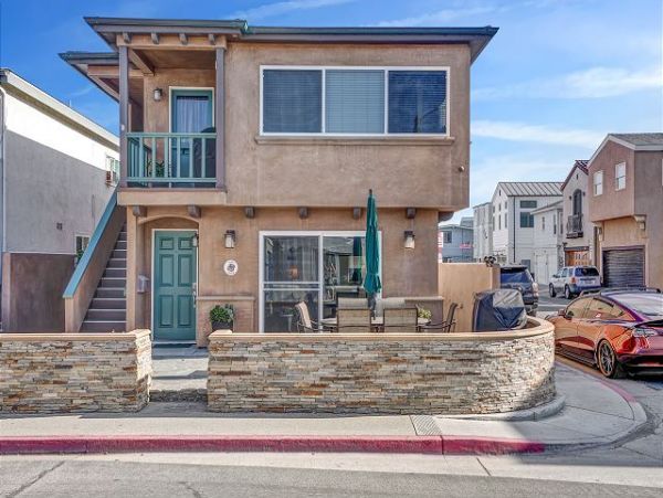 Newport Beach Home 991077
