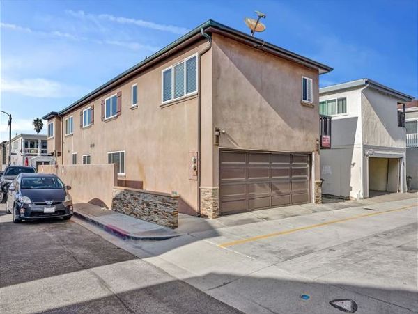 Newport Beach Home 991077