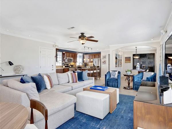 Newport Beach Home 991077