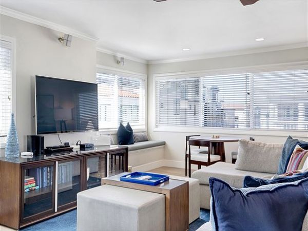 Newport Beach Home 991077
