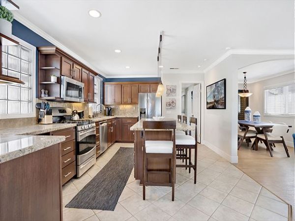 Newport Beach Home 991077