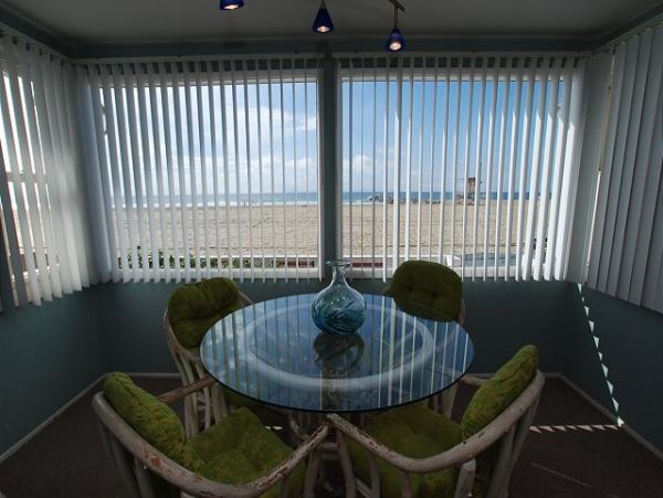 Newport Beach Home 991079