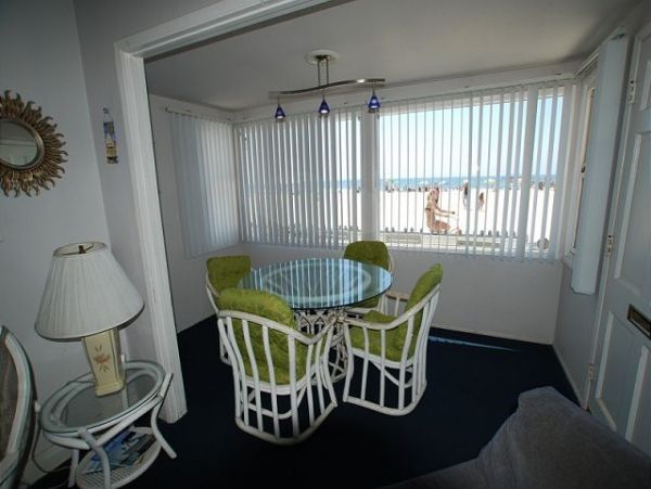 Newport Beach Home 991079