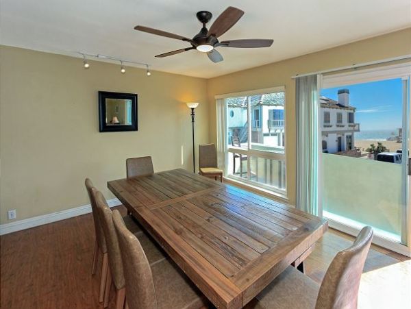 Newport Beach Home 991080
