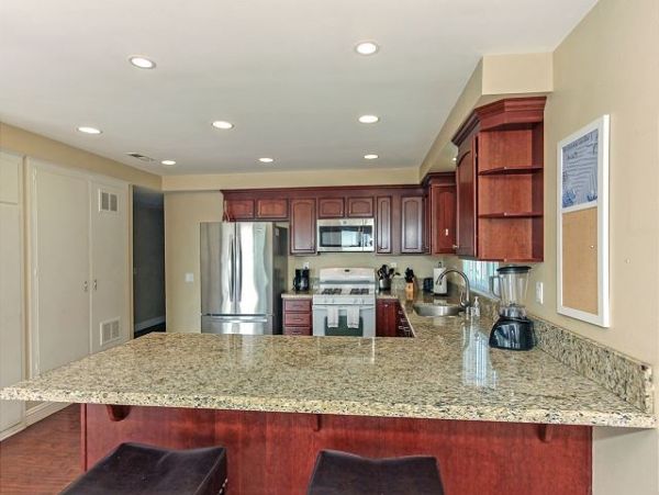 Newport Beach Home 991080