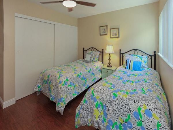 Newport Beach Home 991080