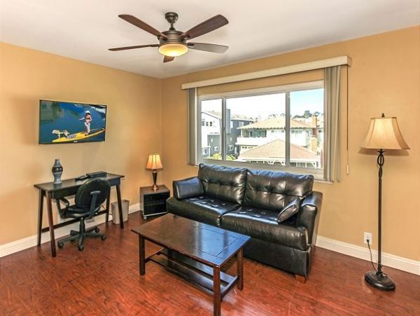 Newport Beach Home 991080