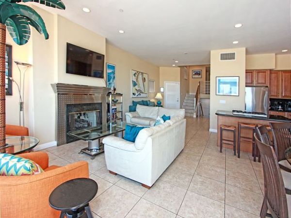 Newport Beach Home 991082