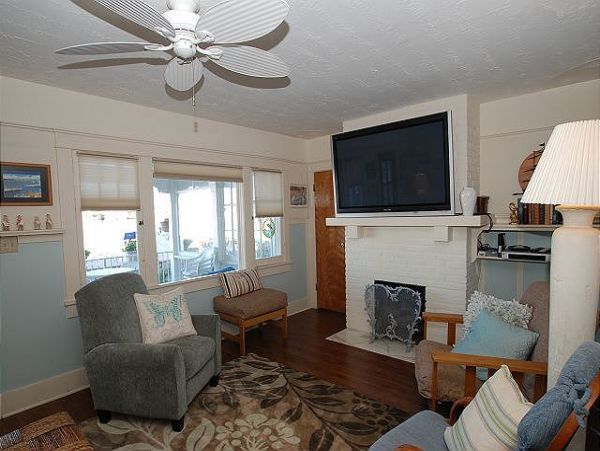 Newport Beach Home 991085