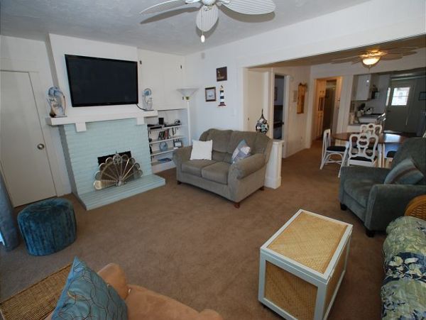 Newport Beach Home 991091