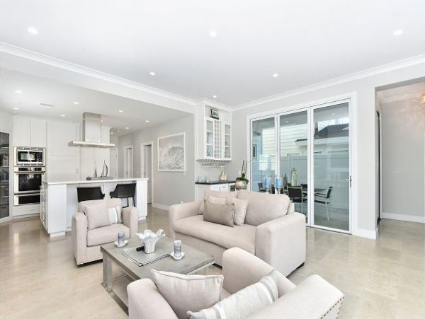 Newport Beach Home 991095