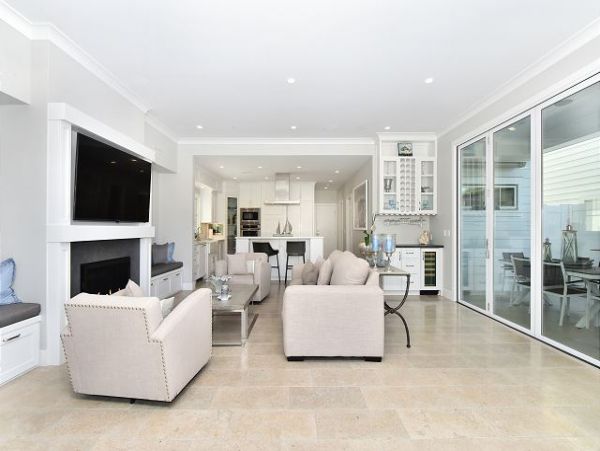 Newport Beach Home 991095
