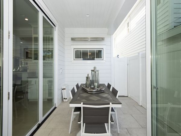 Newport Beach Home 991095