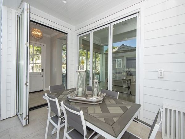 Newport Beach Home 991095
