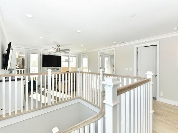 Newport Beach Home 991095